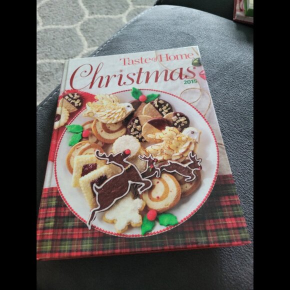 Other - Taste of home Christmas 2015 cookbook